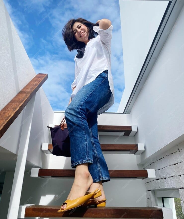 Ballet Flats with Bootcut Jeans
